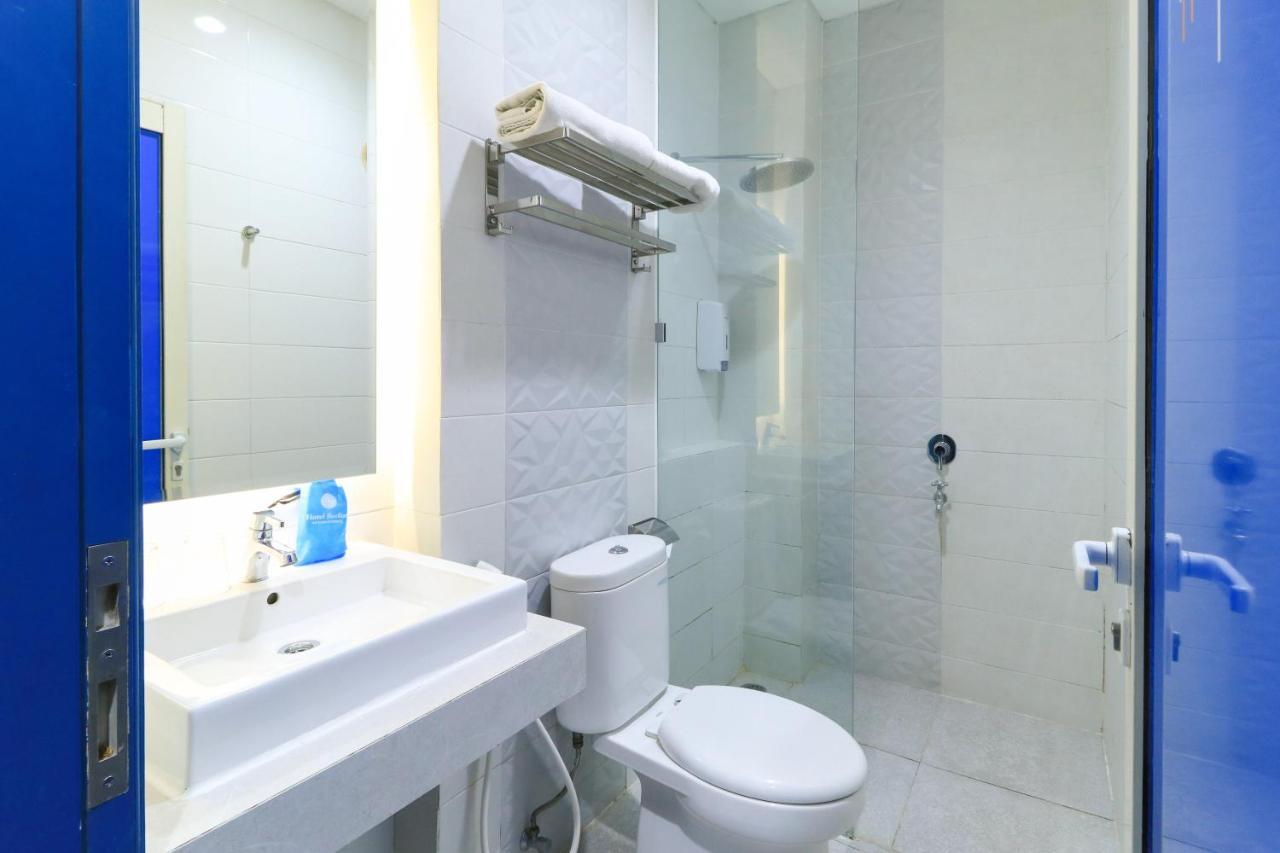 Hotel Berlian International Surabaya Bagian luar foto